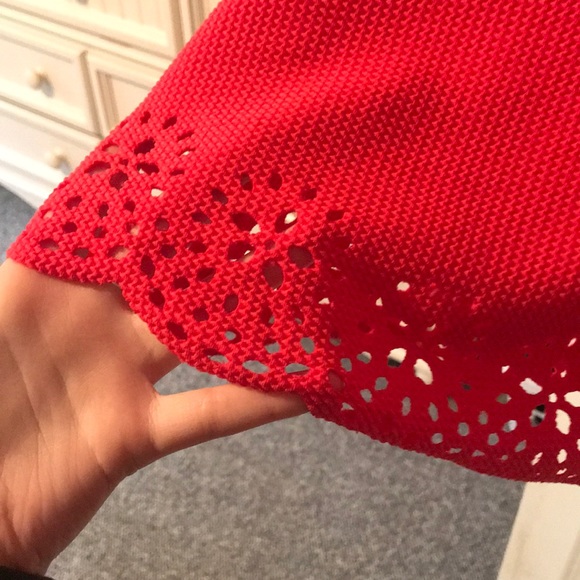 Coral dress - Picture 3 of 4